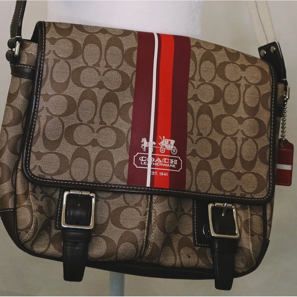 Coach Signature Messenger Bag Gem